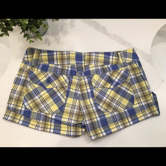 Piper & Blue Plaid Shorts Blue/Yellow - Picture 2 of 6